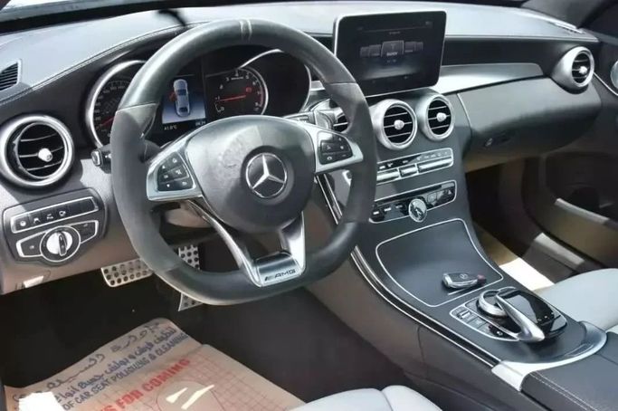 Подержанный Mercedes-Benz C-Class AMG 43 AMG IV (W205), 3.0 л, 2018 в Шардже от Alfaris Used Cars Синий цвет. Other | AUTO.AE