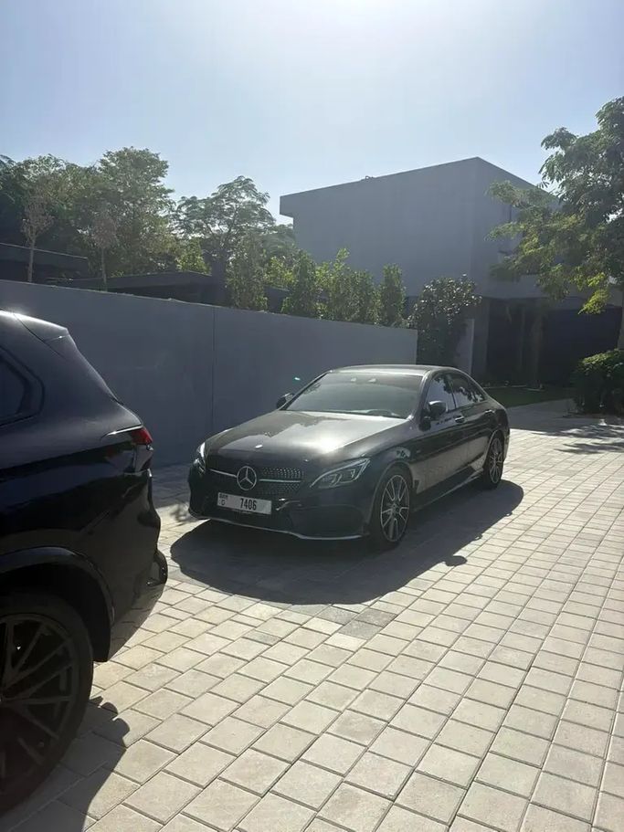 Подержанный Mercedes-Benz C-Class AMG 450 AMG IV (W205), 3.0 л, 2016 в Шардже от Honey Jidosha Used Cars Tr. Черный цвет. GCC | AUTO.AE | Объявление #273421