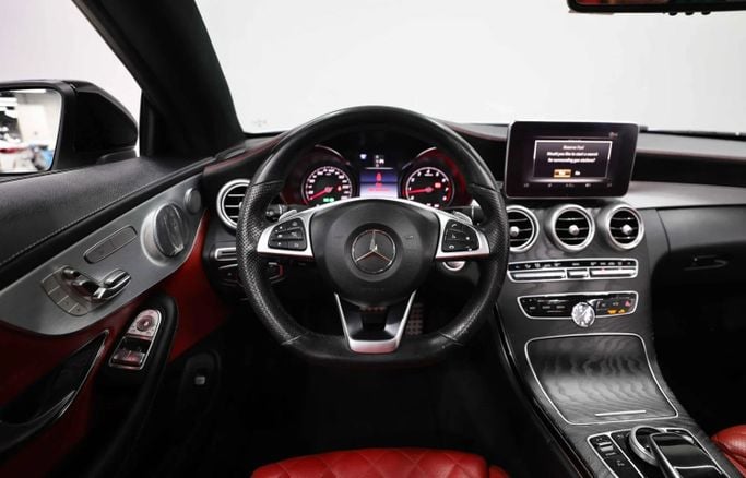 Used Mercedes-Benz C-Class 300 IV (W205), 2.0 l, 2017 in Sharjah by Al Qassem Cars Trading, White color. American Specs | AUTO.AE