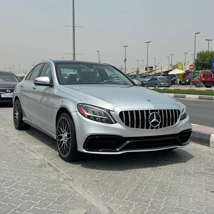 Used Mercedes-Benz C-Class 300 IV (W205) Facelift, 2.0 l, 2020 in Sharjah by Alfaris Used Cars, Silver color.  | AUTO.AE