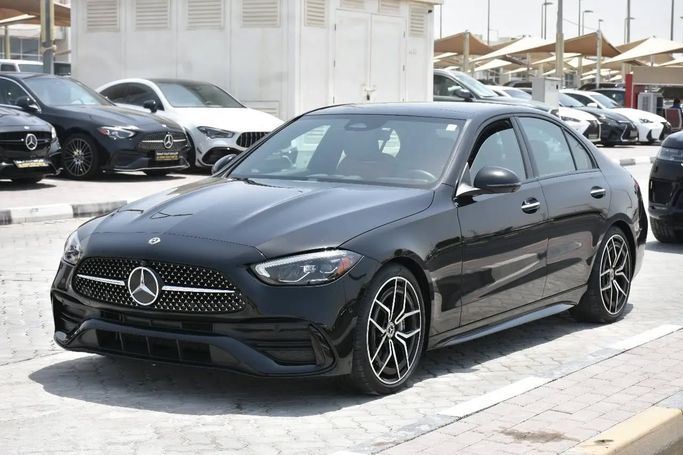 Подержанный Mercedes-Benz C-Class 300 V (W206), 2.0 л, 2022 в Шардже от Alfaris Used Cars Черный цвет. Other | AUTO.AE