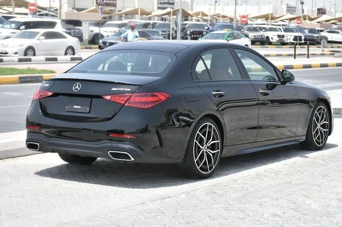 Подержанный Mercedes-Benz C-Class 300 V (W206), 2.0 л, 2022 в Шардже от Alfaris Used Cars Черный цвет. Other | AUTO.AE
