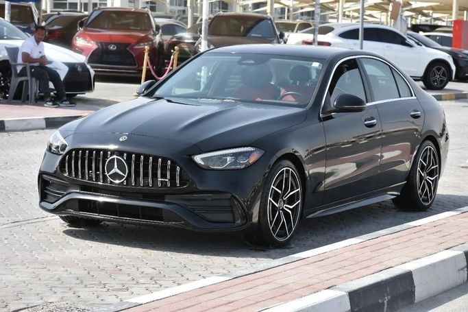 Подержанный Mercedes-Benz C-Class 300 V (W206), 2.0 л, 2022 в Шардже от Alfaris Used Cars Черный цвет. Other | AUTO.AE