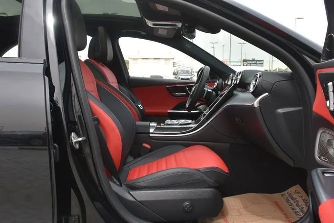 Подержанный Mercedes-Benz C-Class 300 V (W206), 2.0 л, 2022 в Шардже от Alfaris Used Cars Черный цвет. Other | AUTO.AE
