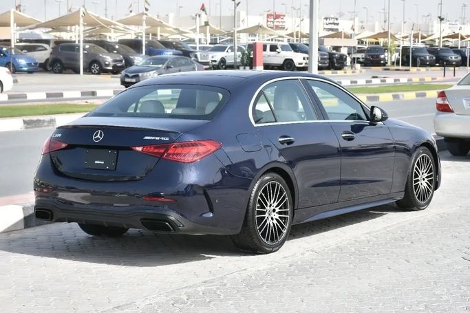 Подержанный Mercedes-Benz C-Class 300 V (W206), 2.0 л, 2022 в Шардже от Alfaris Used Cars Синий цвет. Other | AUTO.AE