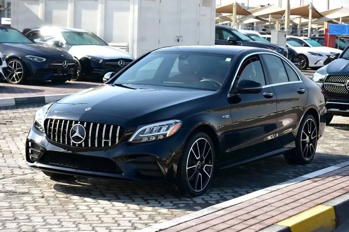 Подержанный Mercedes-Benz C-Class 300 IV (W205) Рестайлинг, 2.0 л, 2021 в Шардже от Alfaris Used Cars Черный цвет. Other | AUTO.AE
