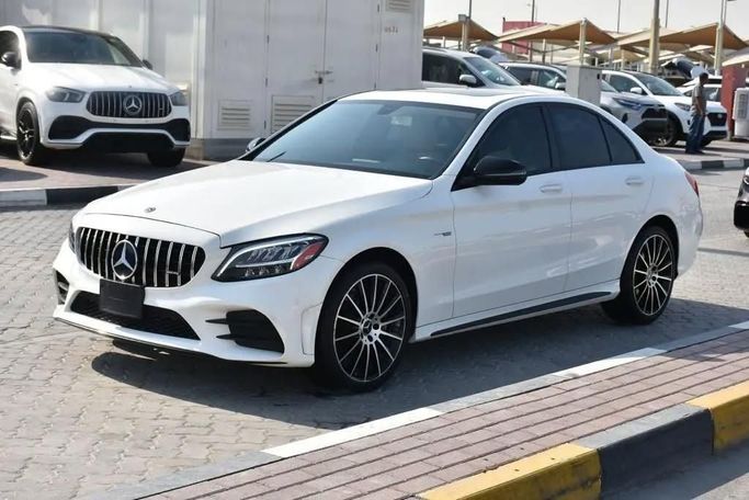 Used Mercedes-Benz C-Class 300 IV (W205) Facelift, 2.0 l, 2019 in Sharjah by Alfaris Used Cars, White color. Other | AUTO.AE
