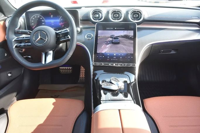 Used Mercedes-Benz C-Class 200 V (W206), 1.5 l, 2023 in Sharjah by Alfaris Used Cars, Black color. Other | AUTO.AE