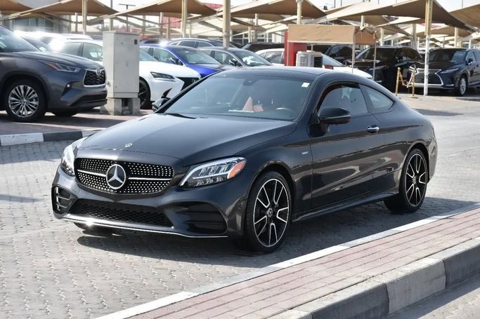 Подержанный Mercedes-Benz C-Class 300 IV (W205) Рестайлинг, 2.0 л, 2020 в Шардже от Alfaris Used Cars Черный цвет. Other | AUTO.AE