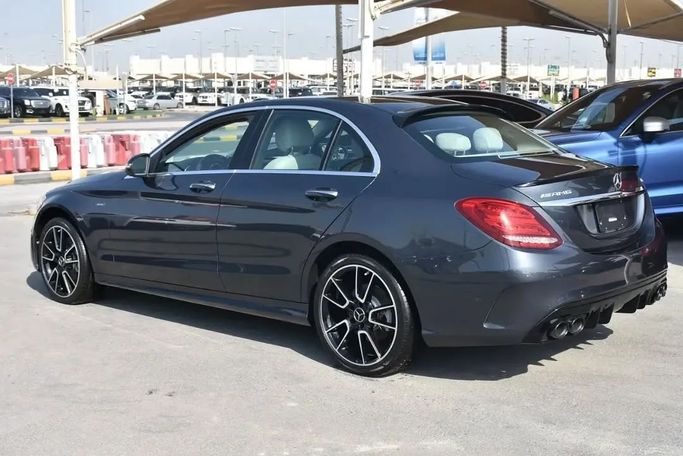 Used Mercedes-Benz C-Class 300 IV (W205), 2.0 l, 2016 in Sharjah by Alfaris Used Cars, Black color. Other | AUTO.AE