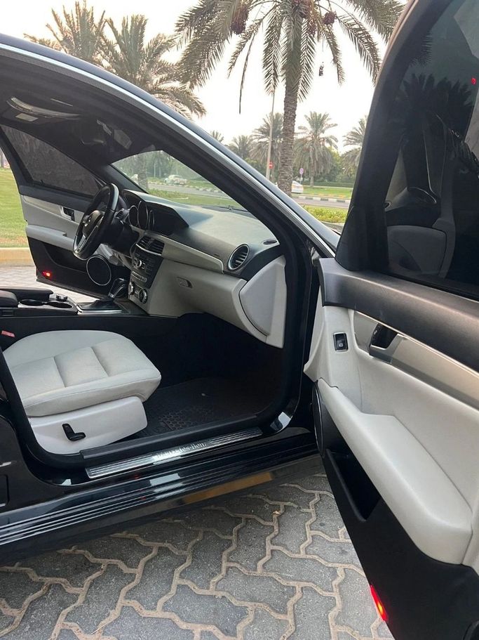 Used Mercedes-Benz C-Class 300 III (W204) Facelift, 3.5 l, 2013 in Sharjah by Titanium Used Cars, Black color. American Specs | AUTO.AE