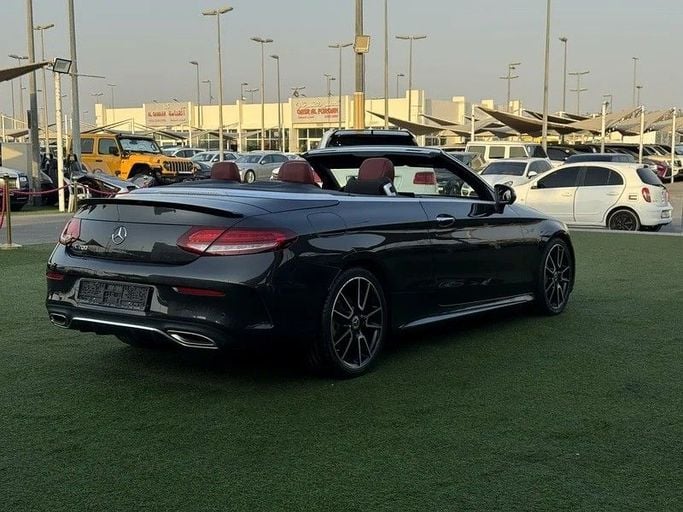 Подержанный Mercedes-Benz C-Class 200 IV (W205) Рестайлинг, 1.5 л, 2019 в Шардже от Al Fakhamah Used Cars Серый цвет. GCC | AUTO.AE