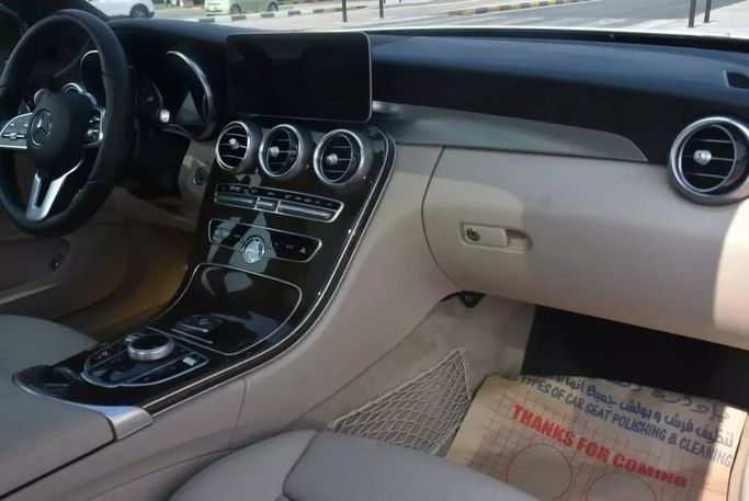 Used Mercedes-Benz C-Class 300 IV (W205) Facelift, 2.0 l, 2019 in Sharjah by Alfaris Used Cars, White color. Other | AUTO.AE
