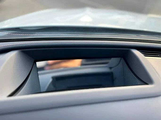 Подержанный Mercedes-Benz C-Class 300 V (W206), 2.0 л, 2022 в Шардже от Karkuk Used Cars Белый цвет. Канадская | AUTO.AE