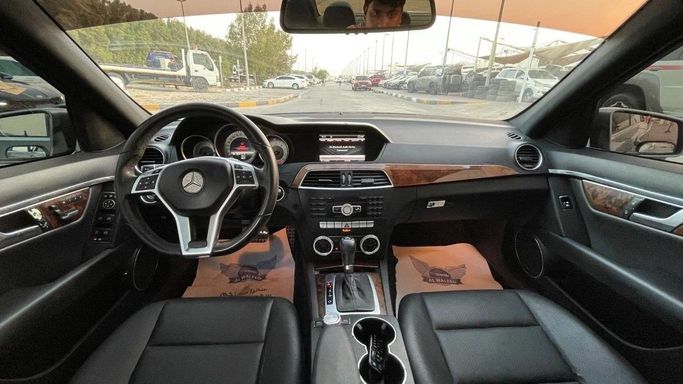 Подержанный Mercedes-Benz C-Class 250 III (W204) Рестайлинг, 1.8 л, 2013 в Шардже от Halla Cars Серый цвет. Американская | AUTO.AE