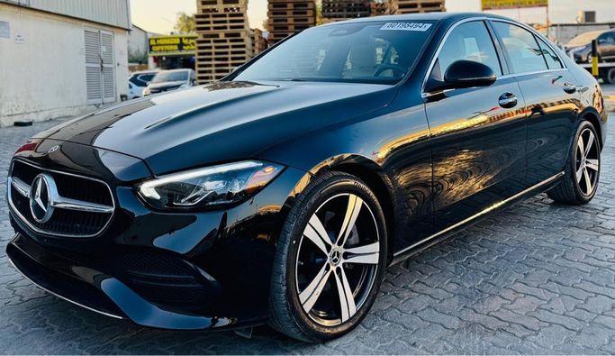 مستعملة Mercedes-Benz C-Class 300 V (W206), 2.0 l, 2022 في في الشارقة من AHMED ULLA HAJI، اللون أسود. المواصفات الأمريكية | AUTO.AE | إعلان #272207