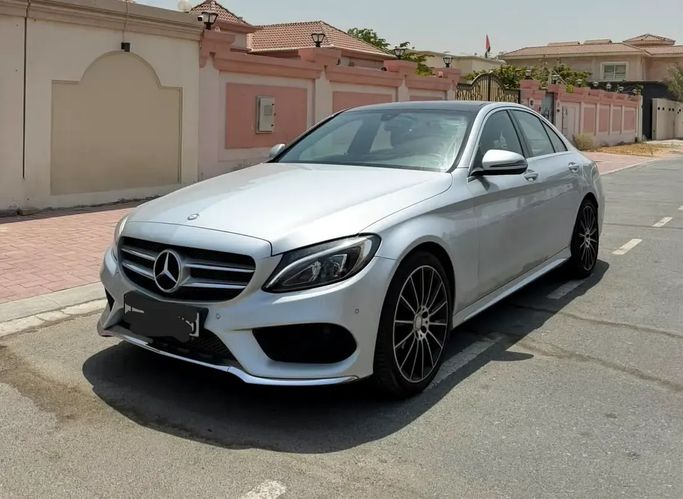 Подержанный Mercedes-Benz C-Class 200 IV (W205), 2.0 л, 2017 в ОАЭ, Шарджа от Auto Drive Серебристый цвет. GCC | AUTO.AE | Объявление #276284