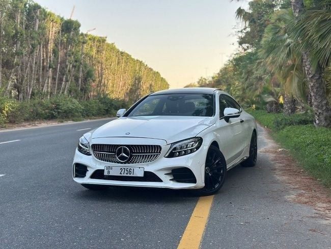 Used ⁦Mercedes-Benz C-Class 300 IV (W205) Facelift, 2.0 l, 2022⁩ in UAE, Sharjah by AL TAWEEL MOTORS, White color. Other | AUTO.AE | Listing #288542