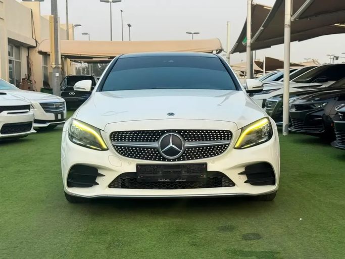 مستعملة Mercedes-Benz C-Class 200 عملية فيس ليفت IV (W205)، 2.0 لتر، 2019 في الإمارات، الشارقة من Rebou Alfakhama، اللون أبيض. مواصفات الخليج | AUTO.AE | إعلان #295795 — صورة 6 من 15