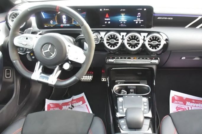 Подержанный Mercedes-Benz CLA AMG 45 AMG II (C118, X118), 2.0 л, 2023 в Шардже от Alfaris Used Cars Белый цвет. Other | AUTO.AE