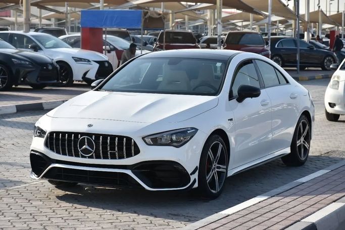 Подержанный Mercedes-Benz CLA 250 II (C118, X118), 2.0 л, 2020 в Шардже от Alfaris Used Cars Белый цвет. Other | AUTO.AE