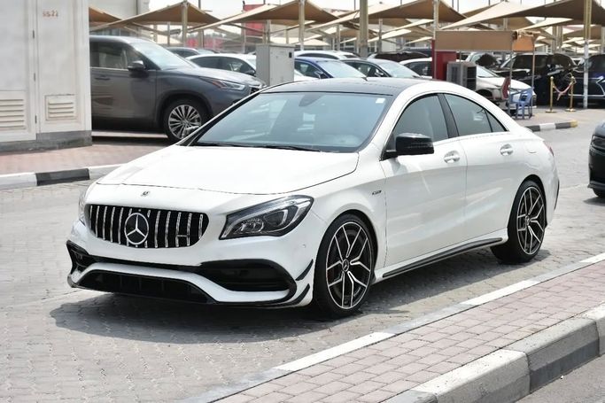 Подержанный Mercedes-Benz CLA 250 I (C117, X117) Рестайлинг, 2.0 л, 2017 в Шардже от Alfaris Used Cars Белый цвет. Other | AUTO.AE