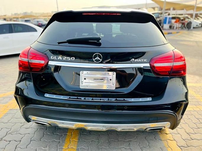 Подержанный Mercedes-Benz CLA 250 II (C118, X118), 2.0 л, 2020 в Шардже от Karkuk Used Cars Черный цвет. Канадская | AUTO.AE