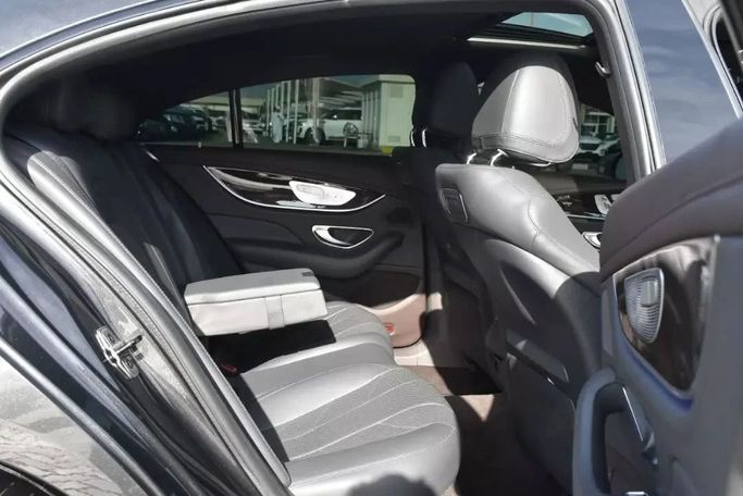 Подержанный Mercedes-Benz CLS AMG 53 AMG III (C257), 3.0 л, 2019 в Шардже от Alfaris Used Cars Серый цвет. Other | AUTO.AE