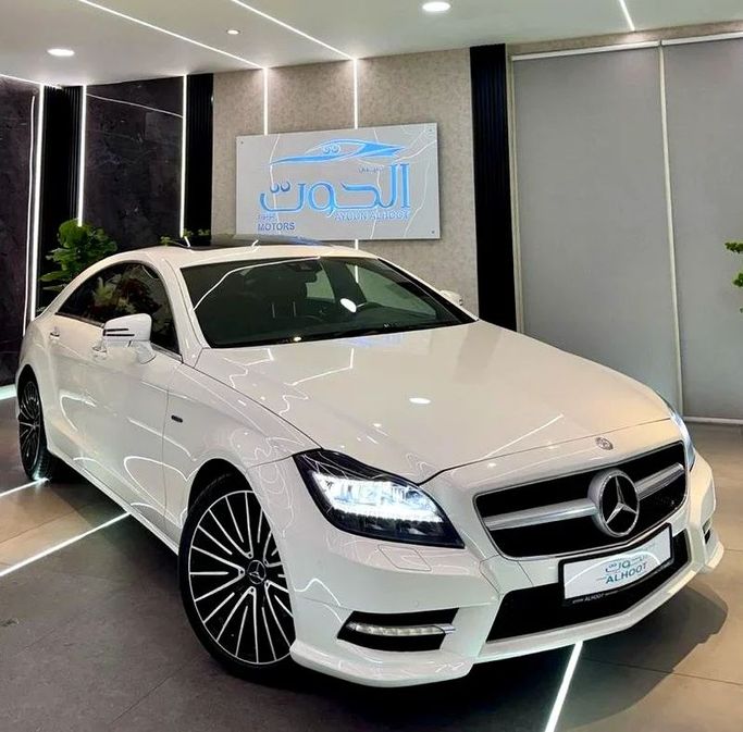 Used Mercedes-Benz CLS 350 II (C218), 3.5 l, 2013 in Sharjah by Ayoon Alhoot Motors, White color. GCC Specs | AUTO.AE
