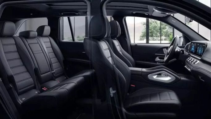 New Mercedes-Benz CLS 400 III (C257) Facelift, 2.9 l, 2022 in Sharjah by Alfaris Used Cars, Silver color. Other | AUTO.AE