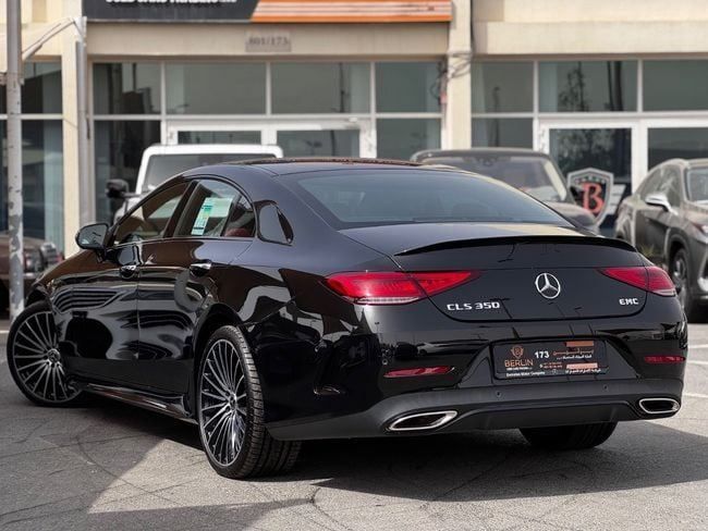 Новый Mercedes-Benz CLS III (C257) Рестайлинг, 2.0 л, 2023 в Шардже от Berlin Used Cars Черный цвет. GCC | AUTO.AE