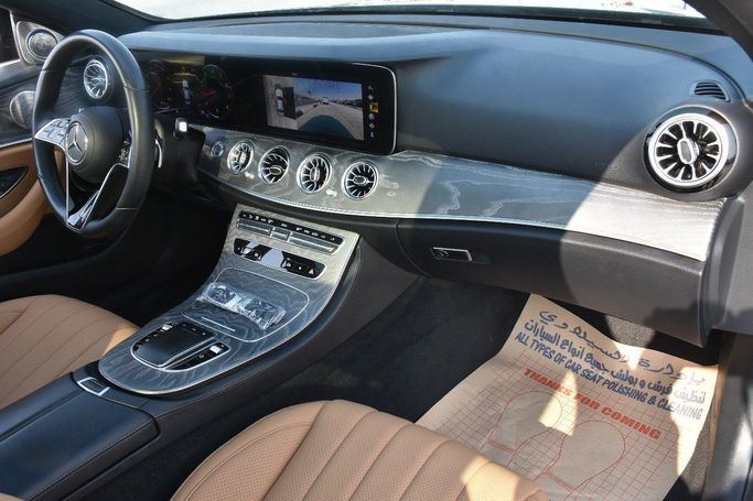 Подержанный Mercedes-Benz E-Class AMG 53 AMG V (W213) Рестайлинг, 3.0 л, 2021 в Шардже от Alfaris Used Cars Черный цвет.  | AUTO.AE