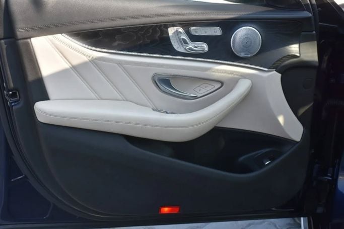 Used Mercedes-Benz E-Class AMG 63 AMG S V (W213), 4.0 l, 2018 in Sharjah by Alfaris Used Cars, Blue color. Other | AUTO.AE