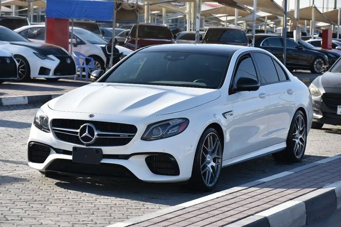 Подержанный Mercedes-Benz E-Class AMG 63 AMG S V (W213), 4.0 л, 2018 в Шардже от Alfaris Used Cars Белый цвет. Other | AUTO.AE