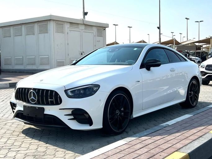 Подержанный Mercedes-Benz E-Class AMG 53 AMG V (W213) Рестайлинг, 3.0 л, 2021 в Шардже от Alfaris Used Cars Белый цвет. Other | AUTO.AE