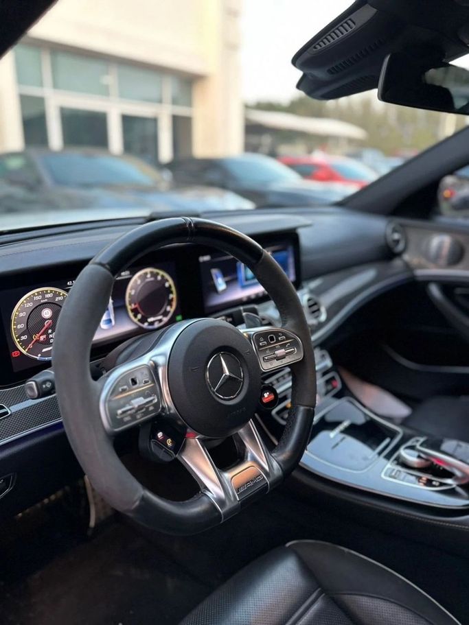 Used Mercedes-Benz E-Class AMG 63 AMG S V (W213), 4.0 l, 2018 in Sharjah by Noor Al Seyoh Used Cars, White color. Japanese Specs | AUTO.AE