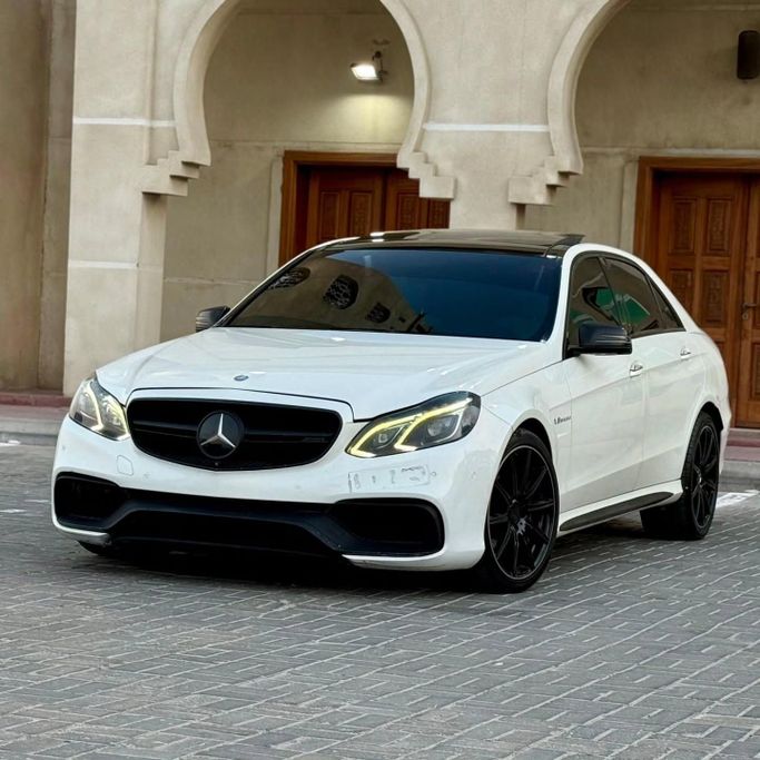 Подержанный Mercedes-Benz E-Class AMG 63 AMG IV (W212, S212) Рестайлинг, 5.5 л, 2014 в Шардже от Sarmad Cars Белый цвет. Other | AUTO.AE
