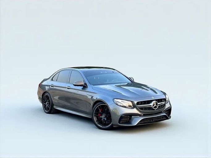 Used Mercedes-Benz E-Class AMG 63 AMG S V (W213), 4.0 l, 2020 in Sharjah by Al Wisam Al Malaki Used Cars, Grey color. GCC Specs | AUTO.AE
