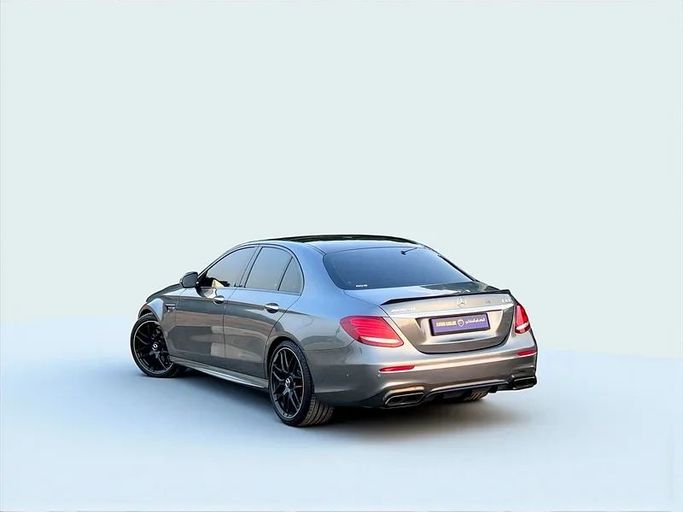 Used Mercedes-Benz E-Class AMG 63 AMG S V (W213), 4.0 l, 2020 in Sharjah by Al Wisam Al Malaki Used Cars, Grey color. GCC Specs | AUTO.AE