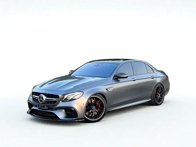 Used Mercedes-Benz E-Class AMG 63 AMG S V (W213), 4.0 l, 2017 in Sharjah by Al Wisam Al Malaki Used Cars, Grey color. GCC Specs | AUTO.AE