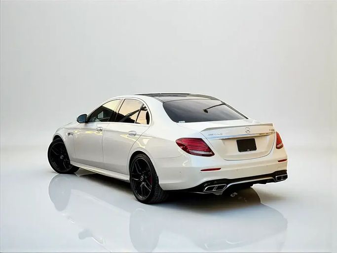 Used Mercedes-Benz E-Class AMG 63 AMG S V (W213), 4.0 l, 2018 in Sharjah by Al Wisam Al Malaki Used Cars, White color. Japanese Specs | AUTO.AE