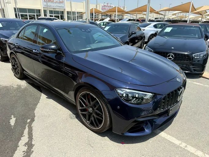 مستعملة Mercedes-Benz E-Class AMG 63 AMG S V (W213), 4.0 l, 2019 في في الشارقة من alhadithy motors، اللون أزرق داكن.  | AUTO.AE | إعلان #260833