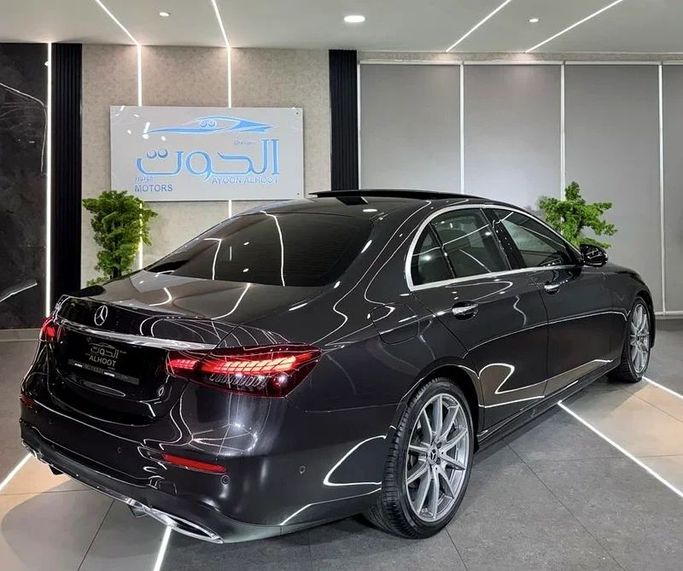 Used Mercedes-Benz E-Class 300 V (W213, S213, C238) Facelift, 2.0 l, 2022 in Sharjah by Ayoon Alhoot Motors, Black color. GCC Specs | AUTO.AE