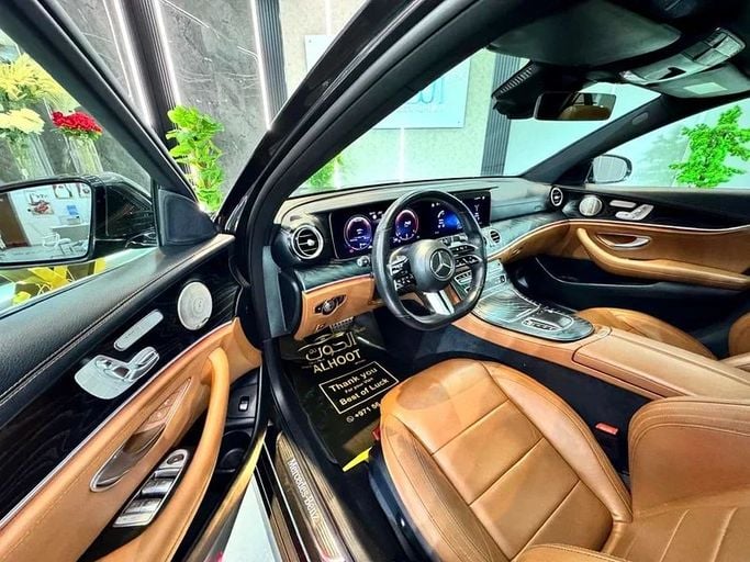 Used Mercedes-Benz E-Class 300 V (W213, S213, C238) Facelift, 2.0 l, 2022 in Sharjah by Ayoon Alhoot Motors, Black color. GCC Specs | AUTO.AE
