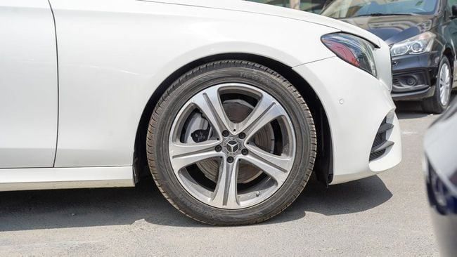 Used Mercedes-Benz E-Class 300 V (W213, S213, C238), 2.0 l, 2018 in Sharjah by Alnujoom Al Malakiah Used Cars, White color. Other | AUTO.AE