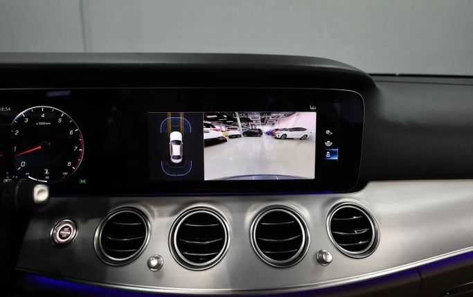 Used Mercedes-Benz E-Class 250 V (W213, S213, C238), 2.0 l, 2021 in Sharjah by Al Qassem Cars Trading, Silver color. Korean Specs | AUTO.AE