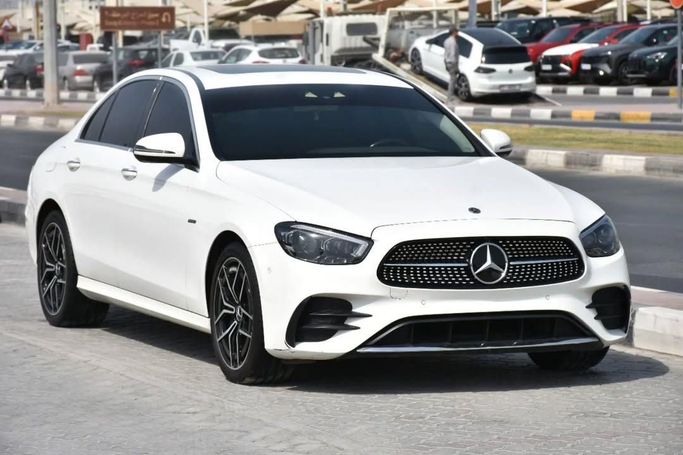 Used Mercedes-Benz E-Class 350 d V (W213, S213, C238), 2.9 l, 2017 in Sharjah by Alfaris Used Cars, White color.  | AUTO.AE