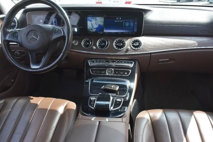 Used Mercedes-Benz E-Class 350 d V (W213, S213, C238), 2.9 l, 2017 in Sharjah by Alfaris Used Cars, White color.  | AUTO.AE
