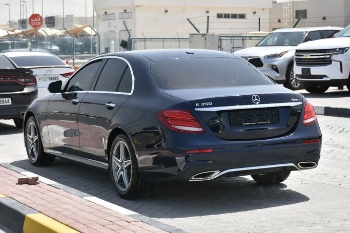 Подержанный Mercedes-Benz E-Class 350 V (W213, S213, C238), 2.0 л, 2020 в Шардже от Alfaris Used Cars Синий цвет. Other | AUTO.AE