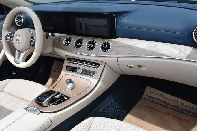 Подержанный Mercedes-Benz E-Class 450 V (W213, S213, C238), 3.0 л, 2019 в Шардже от Alfaris Used Cars Синий цвет. Other | AUTO.AE